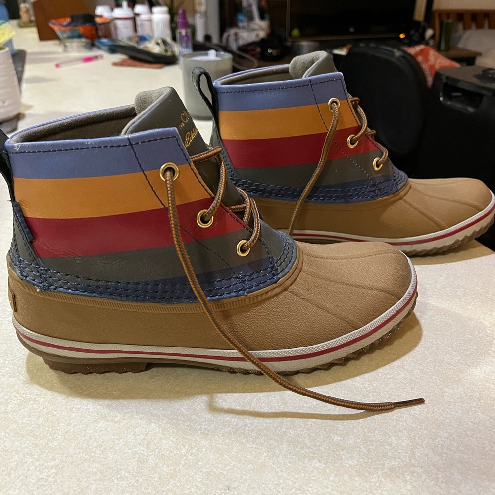 Eddie Bauer multicolored boots